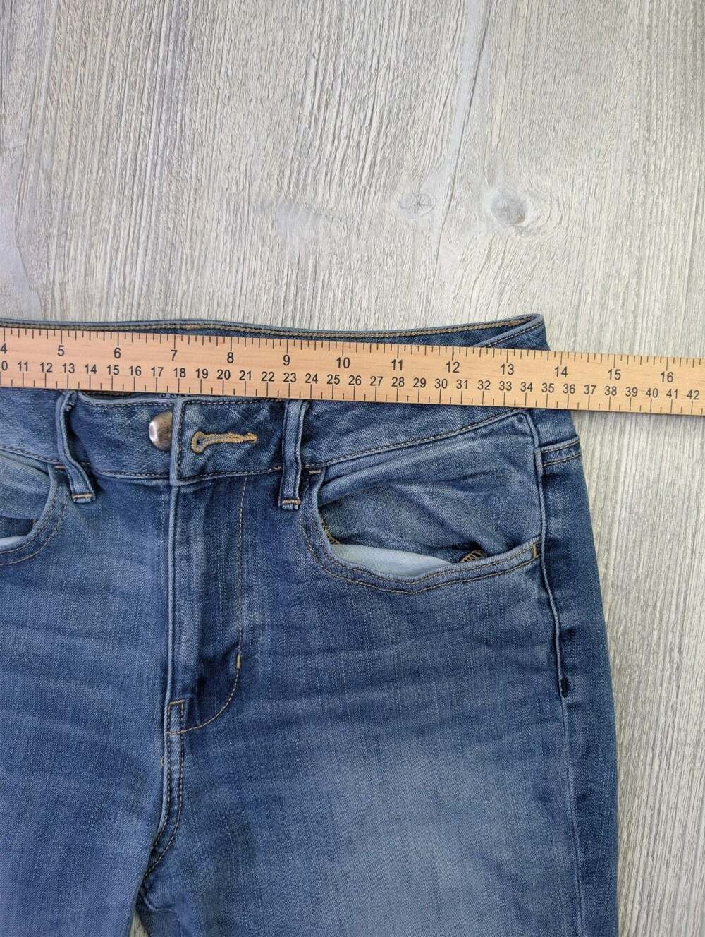 American Eagle Women's Distressed Skinny Jeans Blue Wash size 6 regular‎ - Picture 7 of 11